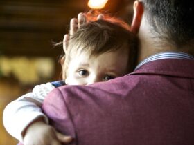 un enfant et son père