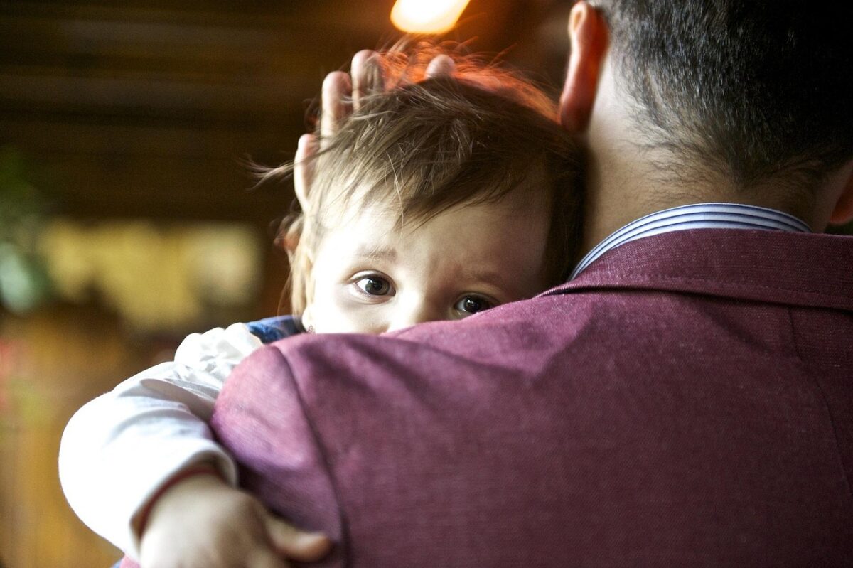 un enfant et son père